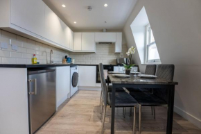 Home-like 1-BR flat in Victoria